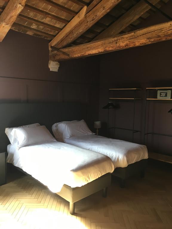 5 Colonne Hotel