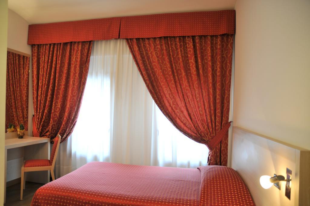 5 Colonne 2* Mirano