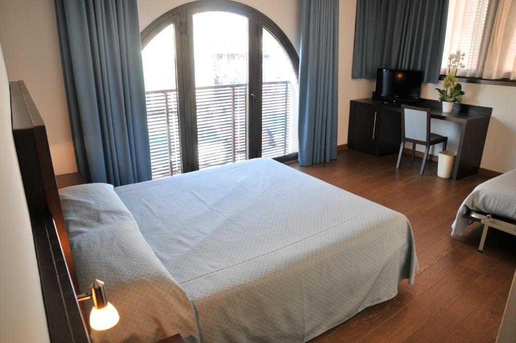 5 Colonne Mirano