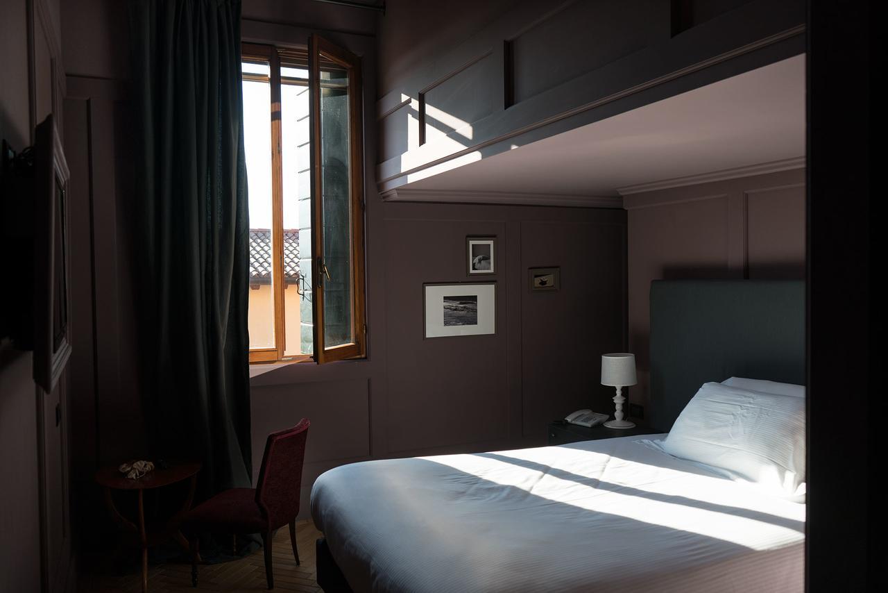 5 Colonne Hotel 2*
